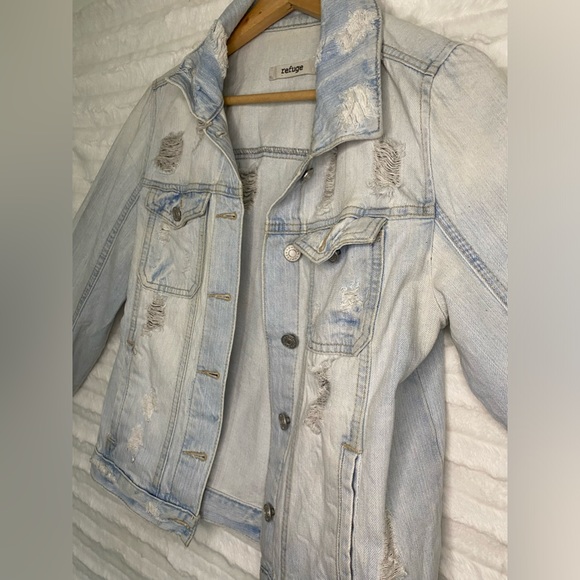 Refugee Jean Jacket - Picture 2 of 4